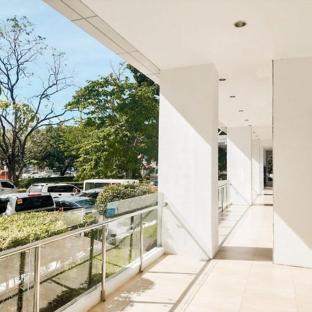 Studio With Mountain View, Near Limketkai Mall In Prime 카가얀드오로 외부 사진
